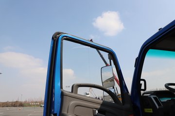 �ɵ��³�V6 2.5L���� 176���� 10�� ��ɲ 4.15�׵��������ῨͼƬ