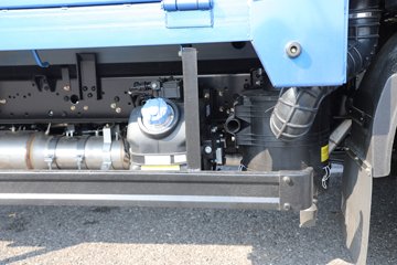 �ɵ��³�V6 2.5L���� 176���� 10�� ��ɲ 4.15�׵��������ῨͼƬ