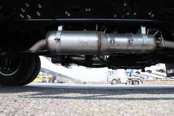 �ɵ��³�V6 2.5L���� 176���� 10�� ��ɲ 4.15�׵��������ῨͼƬ