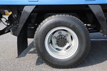 �ɵ��³�V6 2.5L���� 176���� 10�� ��ɲ 4.15�׵��������ῨͼƬ