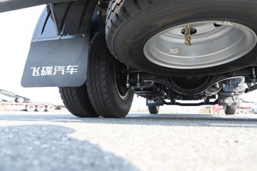 �ɵ��³�V6 2.5L���� 176���� 10�� ��ɲ 4.15�׵��������ῨͼƬ