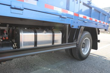 �ɵ��³�V6 2.5L���� 176���� 10�� ��ɲ 4.15�׵��������ῨͼƬ