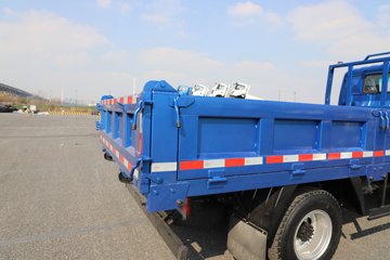 �ɵ��³�V6 2.5L���� 176���� 10�� ��ɲ 4.15�׵��������ῨͼƬ