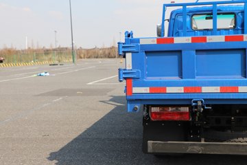 �ɵ��³�V6 2.5L���� 176���� 10�� ��ɲ 4.15�׵��������ῨͼƬ