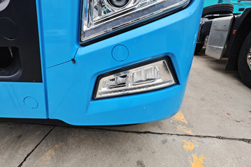 �����ǵ¿�SITRAK G7M 6X4 ���綯ǣ���� ����ʱ��400kWhͼƬ