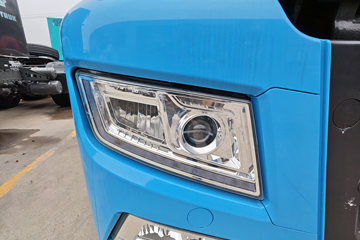 �����ǵ¿�SITRAK G7M 6X4 ���綯ǣ���� ����ʱ��400kWhͼƬ