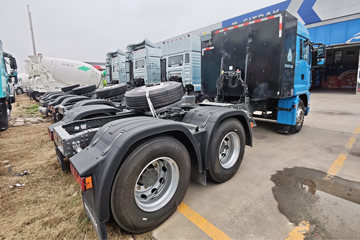 SITRAK G7M&nbsp;电动牵引车外观图片