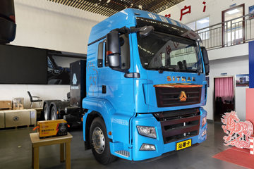 SITRAK G7M&nbsp;电动牵引车外观图片