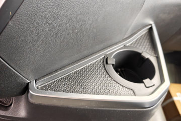 �����ǵ¿�SITRAK G7M 6X4 ���綯ǣ���� ����ʱ��400kWhͼƬ