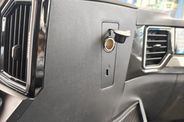 �����ǵ¿�SITRAK G7M 6X4 ���綯ǣ���� ����ʱ��400kWhͼƬ