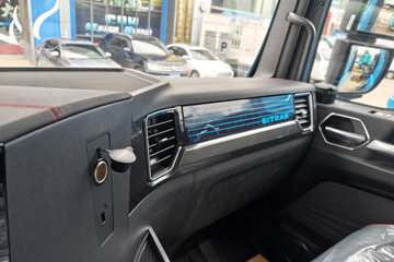 �����ǵ¿�SITRAK G7M 6X4 ���綯ǣ���� ����ʱ��400kWhͼƬ