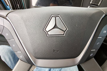 �����ǵ¿�SITRAK G7M 6X4 ���綯ǣ���� ����ʱ��400kWhͼƬ