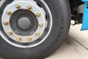 �����ǵ¿�SITRAK G7M 6X4 ���綯ǣ���� ����ʱ��400kWhͼƬ