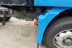 重汽汕德卡SITRAK G7M 6X4 纯电动牵引车 宁德时代400kWh 重汽汕德卡SITRAK G7M 6X4 纯电动牵引车 宁德时代400kWh