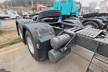 �����ǵ¿�SITRAK G7M 6X4 ���綯ǣ���� ����ʱ��400kWhͼƬ