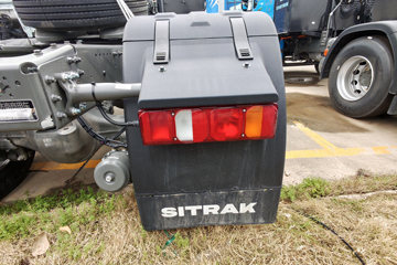 �����ǵ¿�SITRAK G7M 6X4 ���綯ǣ���� ����ʱ��400kWhͼƬ