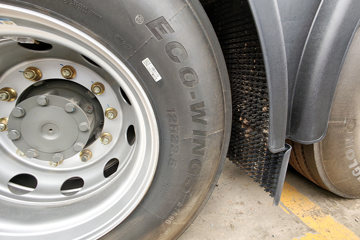 �����ǵ¿�SITRAK G7M 6X4 ���綯ǣ���� ����ʱ��400kWhͼƬ