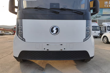 ������������ ��ɲ �߶� 4.15�׵��Ŵ��綯��ʽ�Ῠ ����ʱ��120.27kWhͼƬ