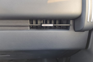 ������������ ��ɲ �߶� 4.15�׵��Ŵ��綯��ʽ�Ῠ ����ʱ��120.27kWhͼƬ