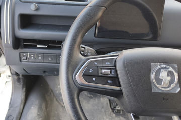 ������������ ��ɲ �߶� 4.15�׵��Ŵ��綯��ʽ�Ῠ ����ʱ��120.27kWhͼƬ