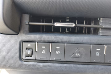 ������������ ��ɲ �߶� 4.15�׵��Ŵ��綯��ʽ�Ῠ ����ʱ��120.27kWhͼƬ