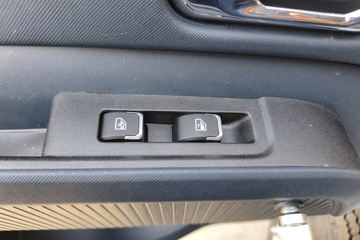 ������������ ��ɲ �߶� 4.15�׵��Ŵ��綯��ʽ�Ῠ ����ʱ��120.27kWhͼƬ