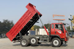 中国重汽成都商用车V3-X 4.3L柴油 240马力 6X2R 法士特10档 4.7米排半自卸车