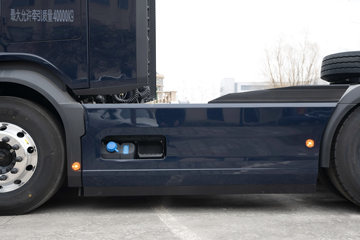 ˹������NEXT ERAϵ�� ���� 500���� 6X4 ǣ����ͼƬ