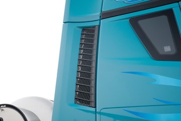 ���ӥ�� 15L LNG 600���� 6X4 һ�����12�� AMT�Զ��� ǣ����ͼƬ