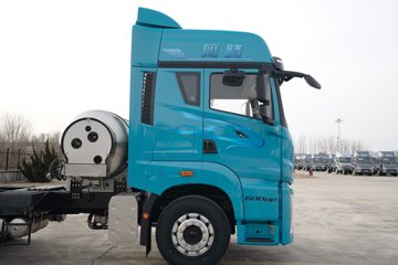 ���ӥ�� 15L LNG 600���� 6X4 һ�����12�� AMT�Զ��� ǣ����ͼƬ