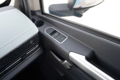 解放鹰腾 15L LNG 600马力 6X4 一汽解放12档 AMT自动档 牵引车