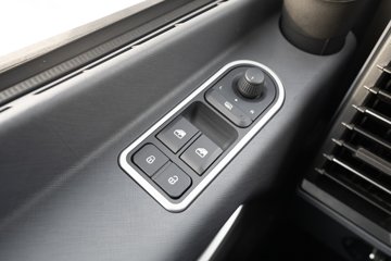 ���ӥ�� 15L LNG 600���� 6X4 һ�����12�� AMT�Զ��� ǣ����ͼƬ