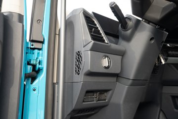 ���ӥ�� 15L LNG 600���� 6X4 һ�����12�� AMT�Զ��� ǣ����ͼƬ
