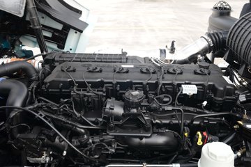 ���ӥ�� 15L LNG 600���� 6X4 һ�����12�� AMT�Զ��� ǣ����ͼƬ