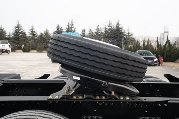 ���ӥ�� 15L LNG 600���� 6X4 һ�����12�� AMT�Զ��� ǣ����ͼƬ