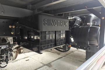 �й�����HOWO ���� 140���� 4.15�׵�����ʽ�Ῠ(������6��)ͼƬ