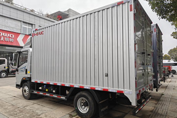 �й�����HOWO ���� 140���� 4.15�׵�����ʽ�Ῠ(������6��)ͼƬ