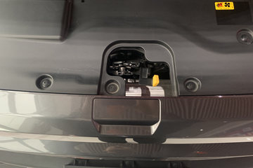 ���� ��� ɽ�ذ� ������ 2.3T���� 177���� �ֶ����� ����˫��Ƥ��ͼƬ