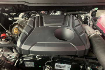 ���� ��� ɽ�ذ� ������ 2.3T���� 177���� �ֶ����� ����˫��Ƥ��ͼƬ