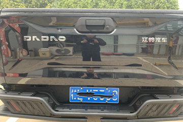 ���� ��� ɽ�ذ� ������ 2.3T���� 177���� �ֶ����� ����˫��Ƥ��ͼƬ