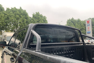 ���� ��� ɽ�ذ� ������ 2.3T���� 177���� �ֶ����� ����˫��Ƥ��ͼƬ