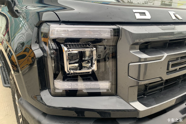 江铃大道 全能者 2023款 2.3T汽油 245马力 自动两驱