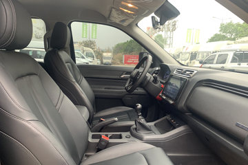 ���� ��� ɽ�ذ� ������ 2.3T���� 177���� �ֶ����� ����˫��Ƥ��ͼƬ