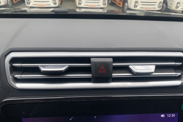 ���� ��� ɽ�ذ� ������ 2.3T���� 177���� �ֶ����� ����˫��Ƥ��ͼƬ