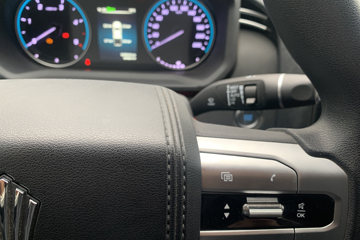 ���� ��� ɽ�ذ� ������ 2.3T���� 177���� �ֶ����� ����˫��Ƥ��ͼƬ