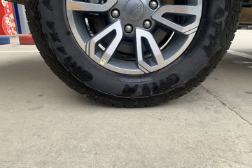 ���� ��� ɽ�ذ� ������ 2.3T���� 177���� �ֶ����� ����˫��Ƥ��ͼƬ