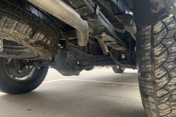 ���� ��� ɽ�ذ� ������ 2.3T���� 177���� �ֶ����� ����˫��Ƥ��ͼƬ