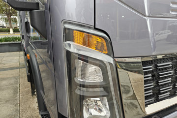 ����HOWOͳ˧ 148���� ��ʿ��6�� 4.15�׵�����ʽ�ῨͼƬ