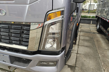 ����HOWOͳ˧ 148���� ��ʿ��6�� 4.15�׵�����ʽ�ῨͼƬ