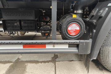 ����HOWOͳ˧ 148���� ��ʿ��6�� 4.15�׵�����ʽ�ῨͼƬ